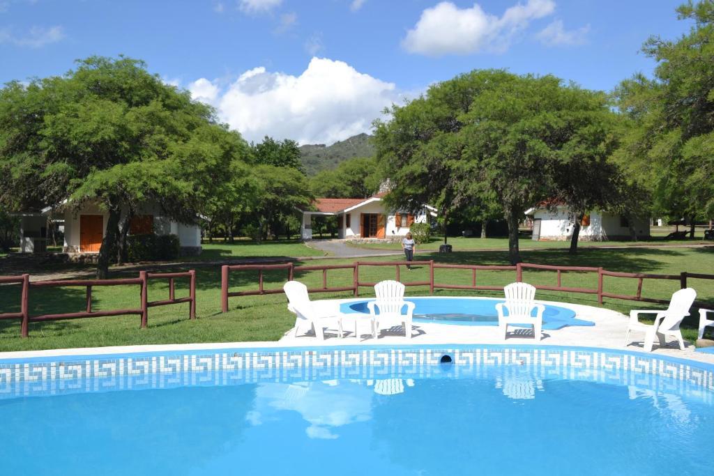 Cabanas Los Algarrobos Вилья-Хенераль-Бельграно Экстерьер фото