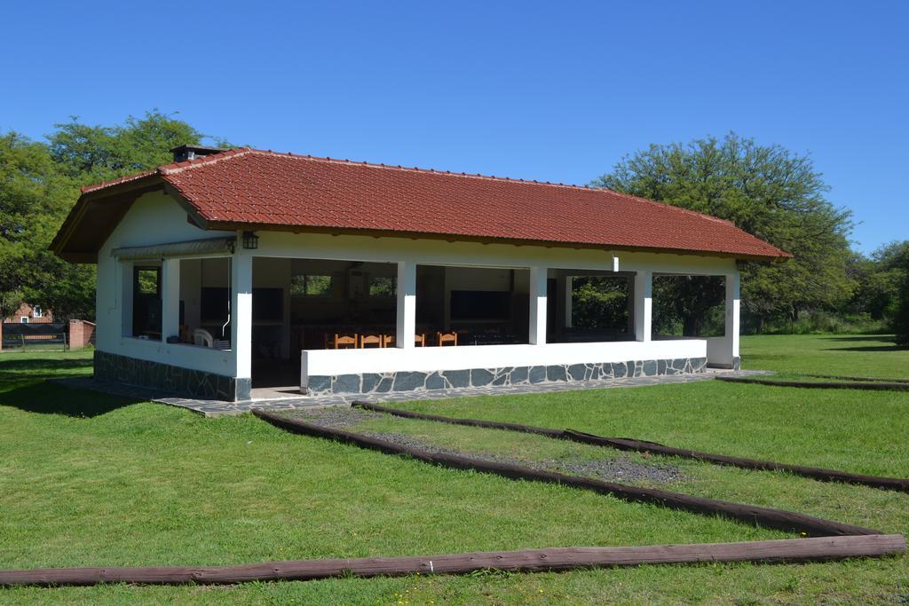 Cabanas Los Algarrobos Вилья-Хенераль-Бельграно Экстерьер фото