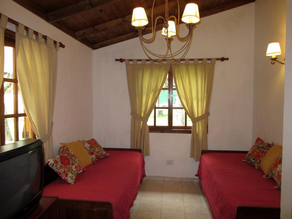 Cabanas Los Algarrobos Вилья-Хенераль-Бельграно Экстерьер фото
